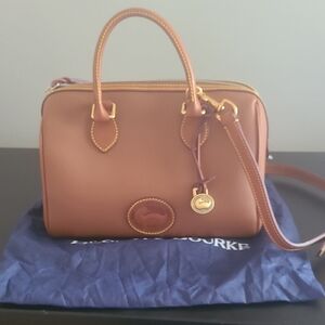 Dooney & Bourke Leather Barrel Satchel Handbag in Brown 10Wx7H With Dust Cover